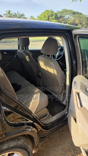 Volkswagen Tiguan 2014 Black