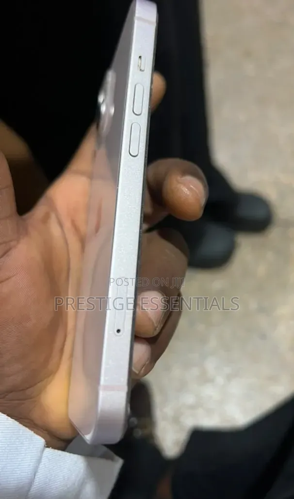 Apple iPhone 13 128 GB Pink