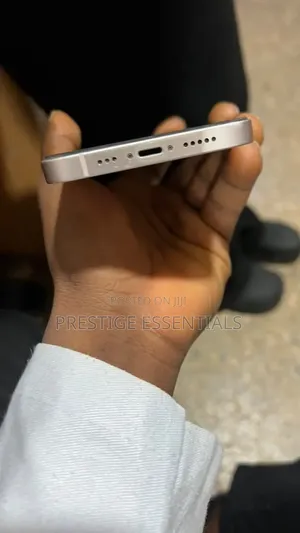 Apple iPhone 13 128 GB Pink