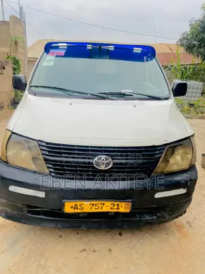 Toyota HiAce 2012 White