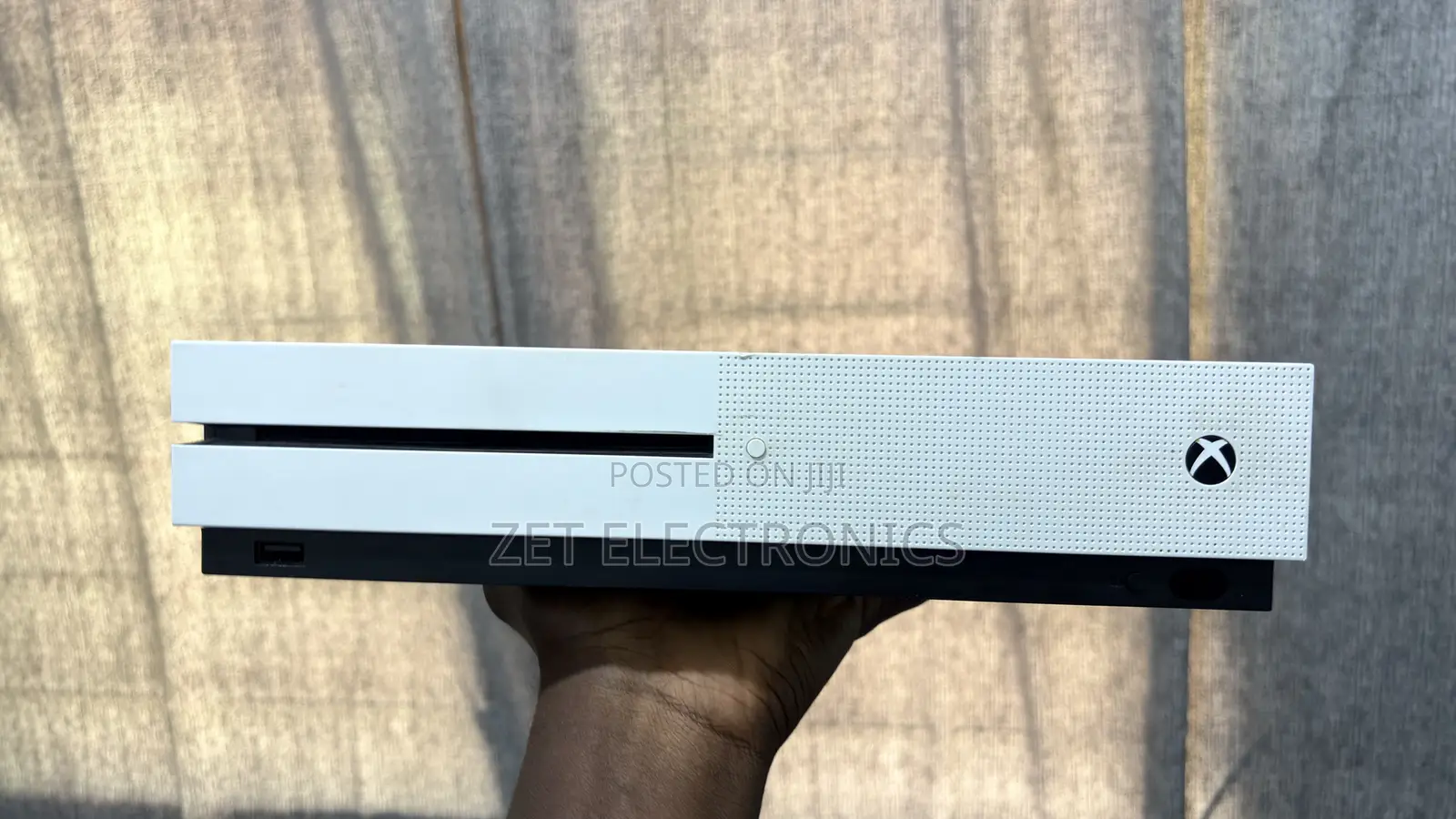 Xbox One S
