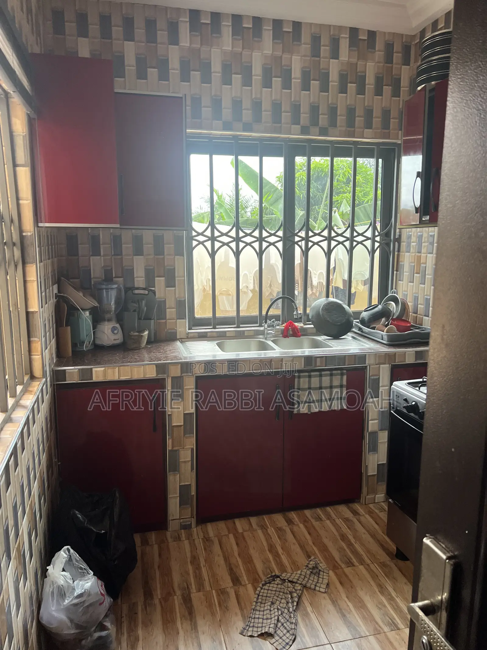 4bdrm Apartment in Ahodwo Daban, Kumasi Metropolitan for rent