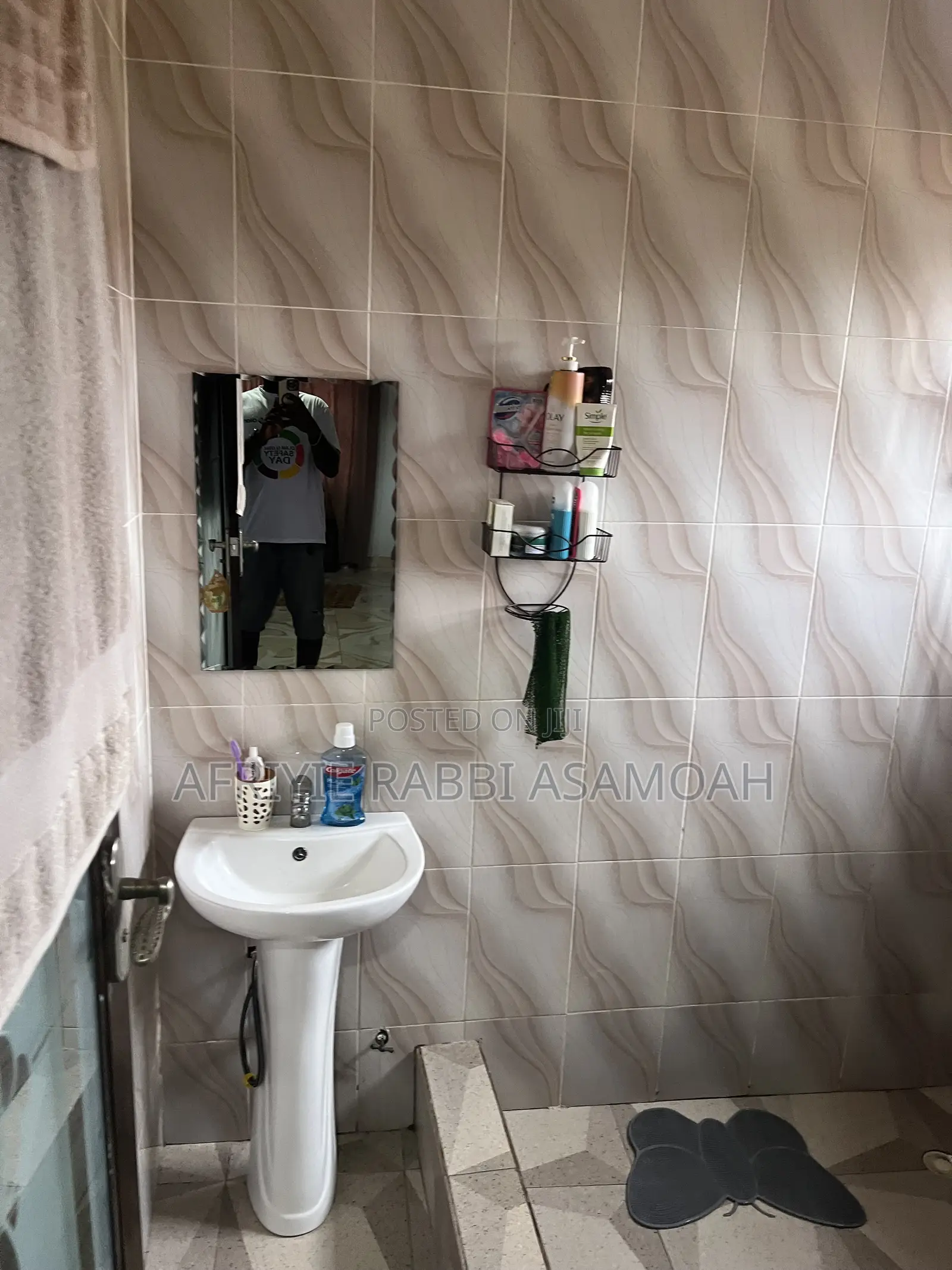 4bdrm Apartment in Ahodwo Daban, Kumasi Metropolitan for rent