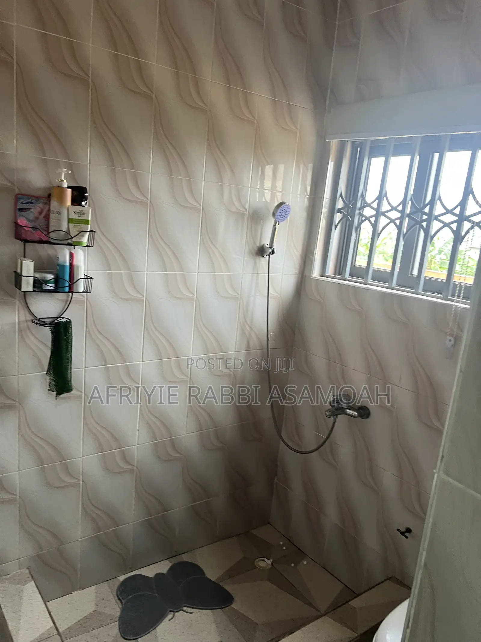 4bdrm Apartment in Ahodwo Daban, Kumasi Metropolitan for rent