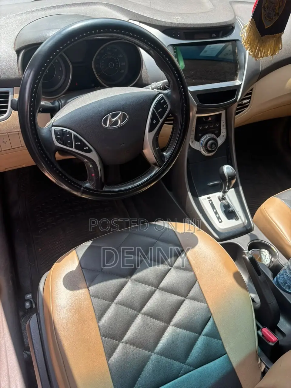 Hyundai Elantra Limited 2011 Gold