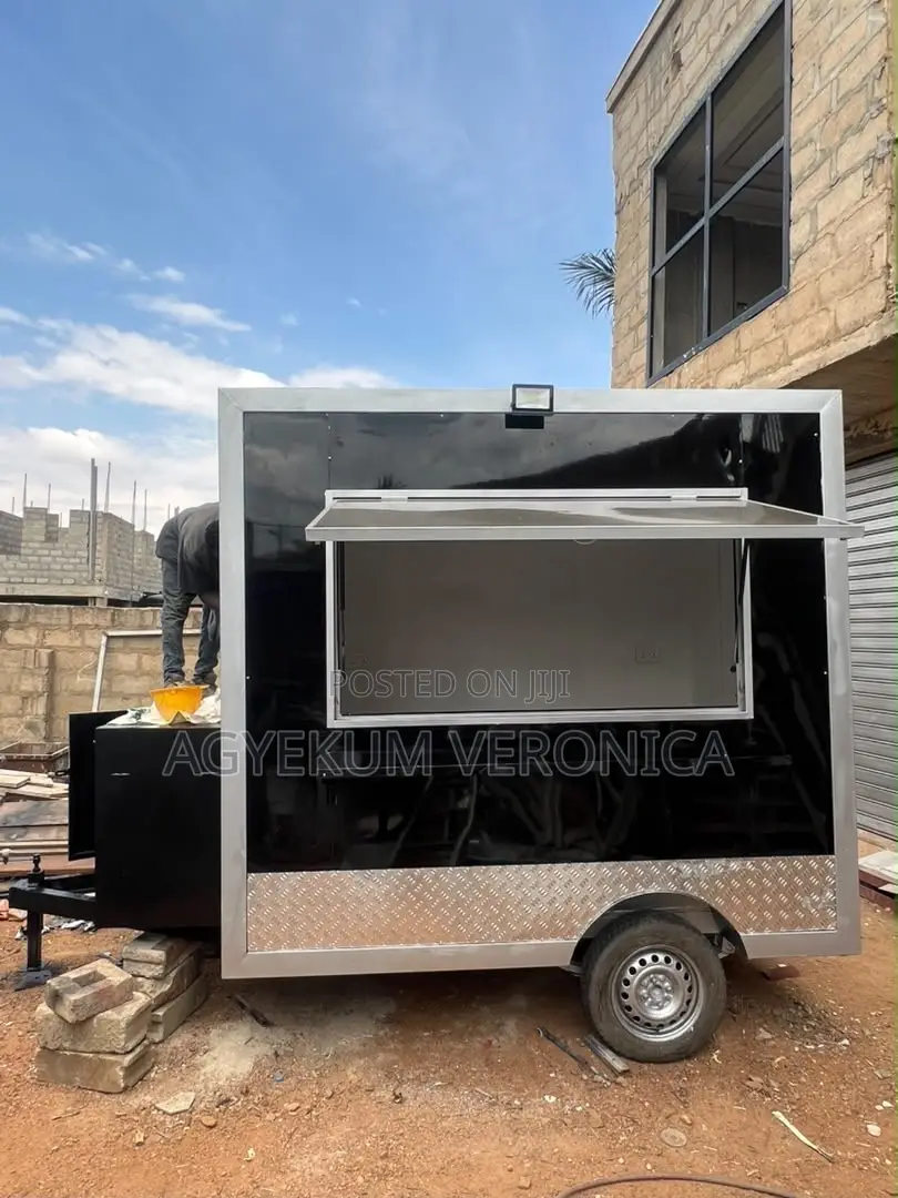 Food Trailer Attendant! Meal Prep and Serving