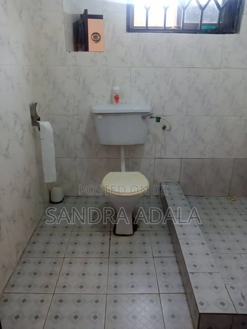 Furnished 2bdrm Shared Apartment in West Hills Mall Area for rent