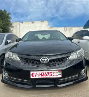 Toyota Camry SE 4dr Sedan (2.5L 4cyl 6A) 2014 Black