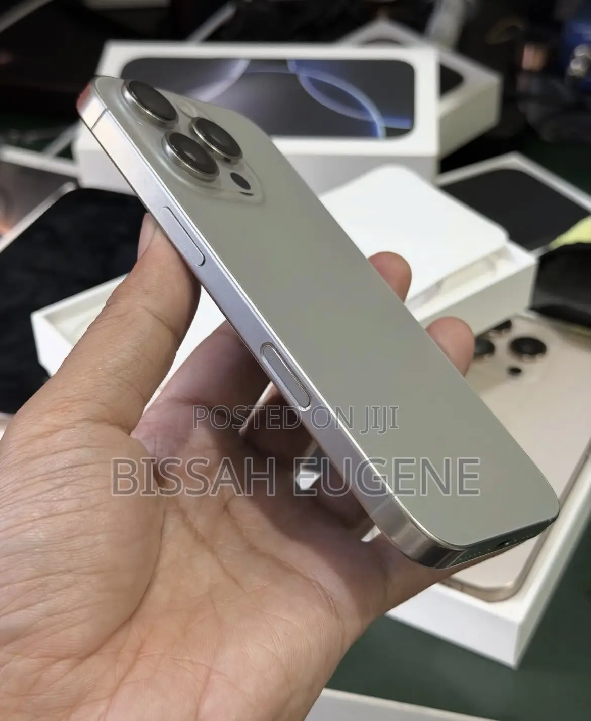 Apple iPhone 16 Pro 256 GB Gray