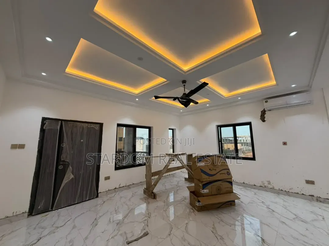 2bdrm Apartment in Lakeside Estate for rent