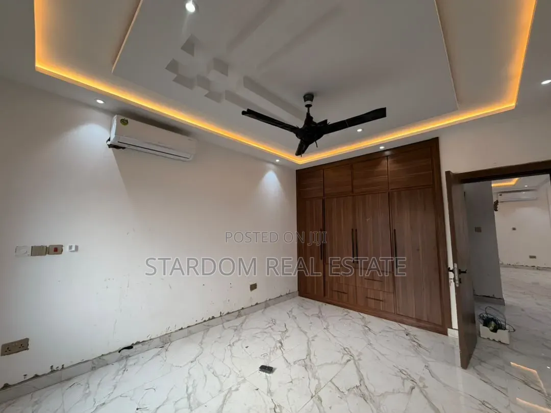 2bdrm Apartment in Lakeside Estate for rent
