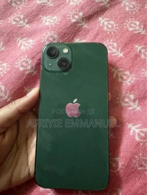Apple iPhone 13 128 GB Green