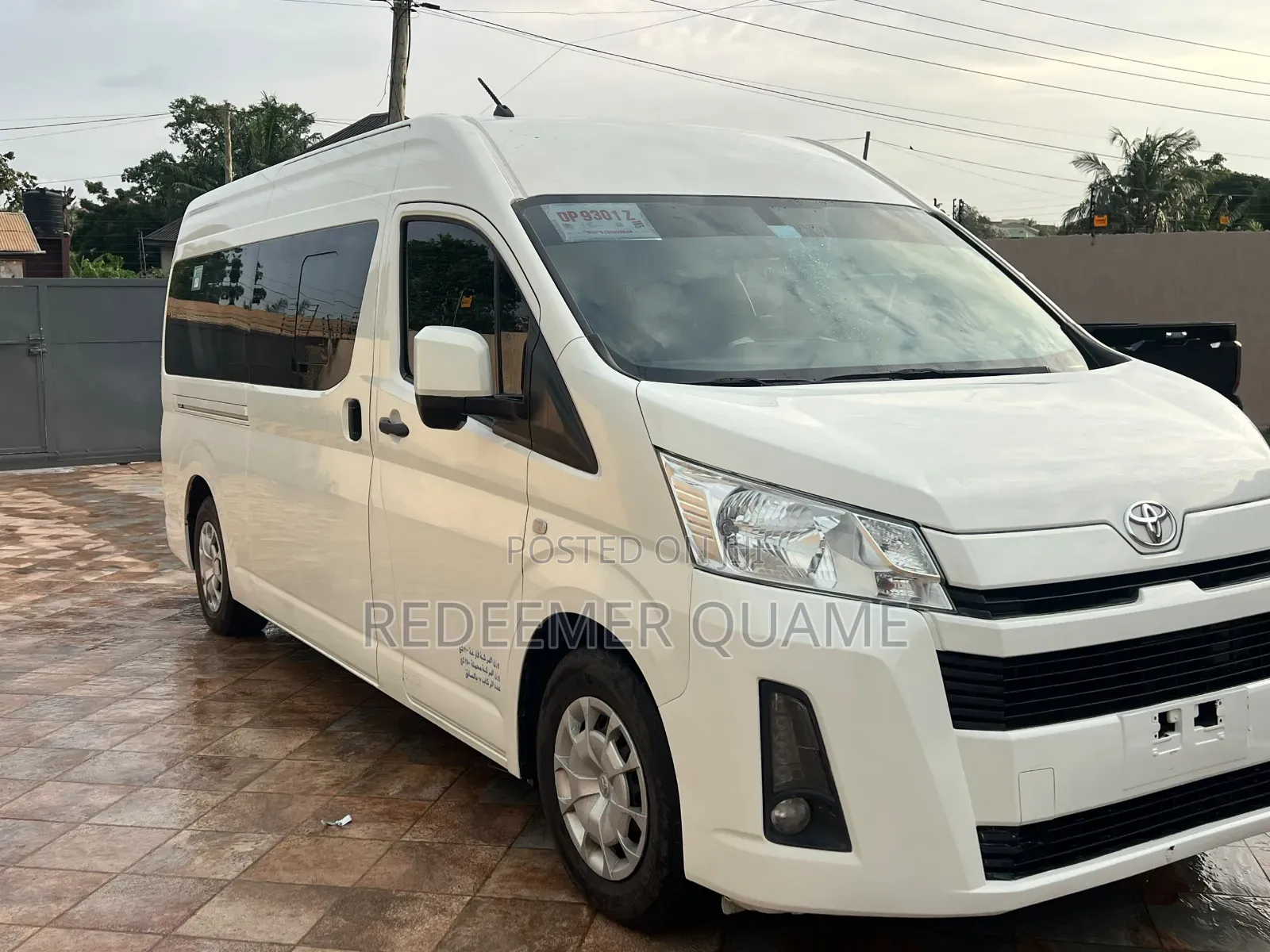 Toyota HiAce 2021 White
