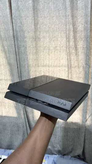 Playstation 4 Standard 500gb