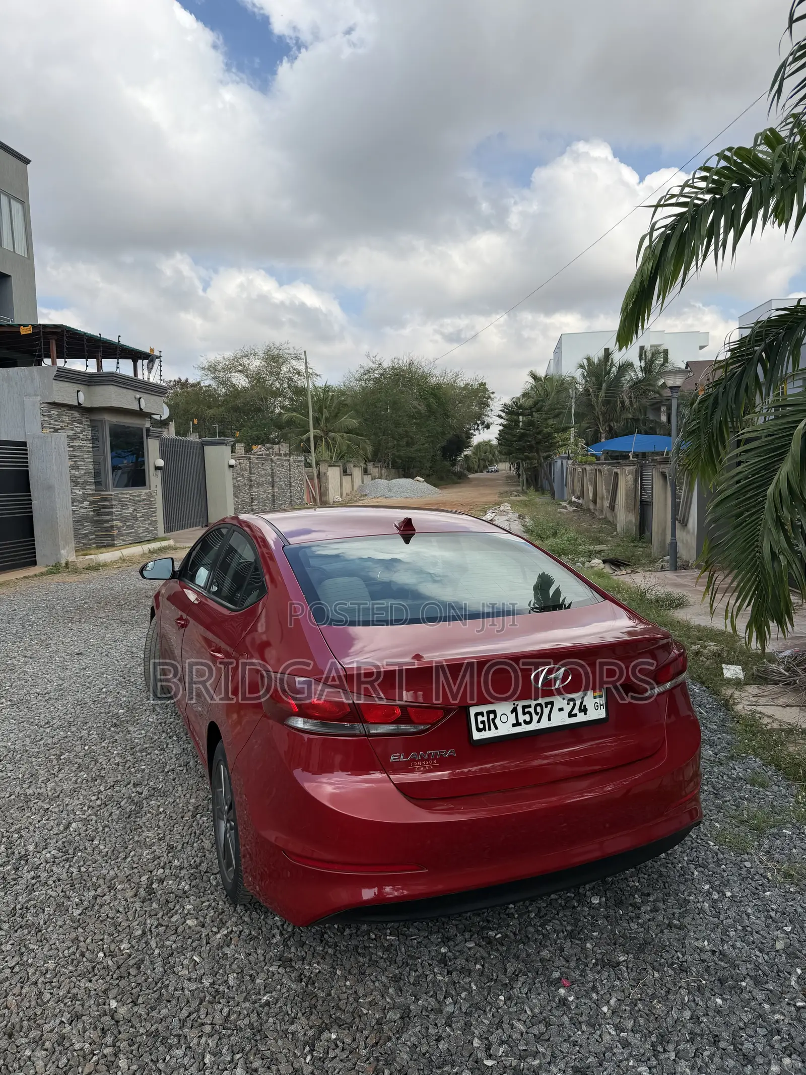 Hyundai Elantra SE Sedan FWD (2.0L 4cyl 6M) 2017 Red