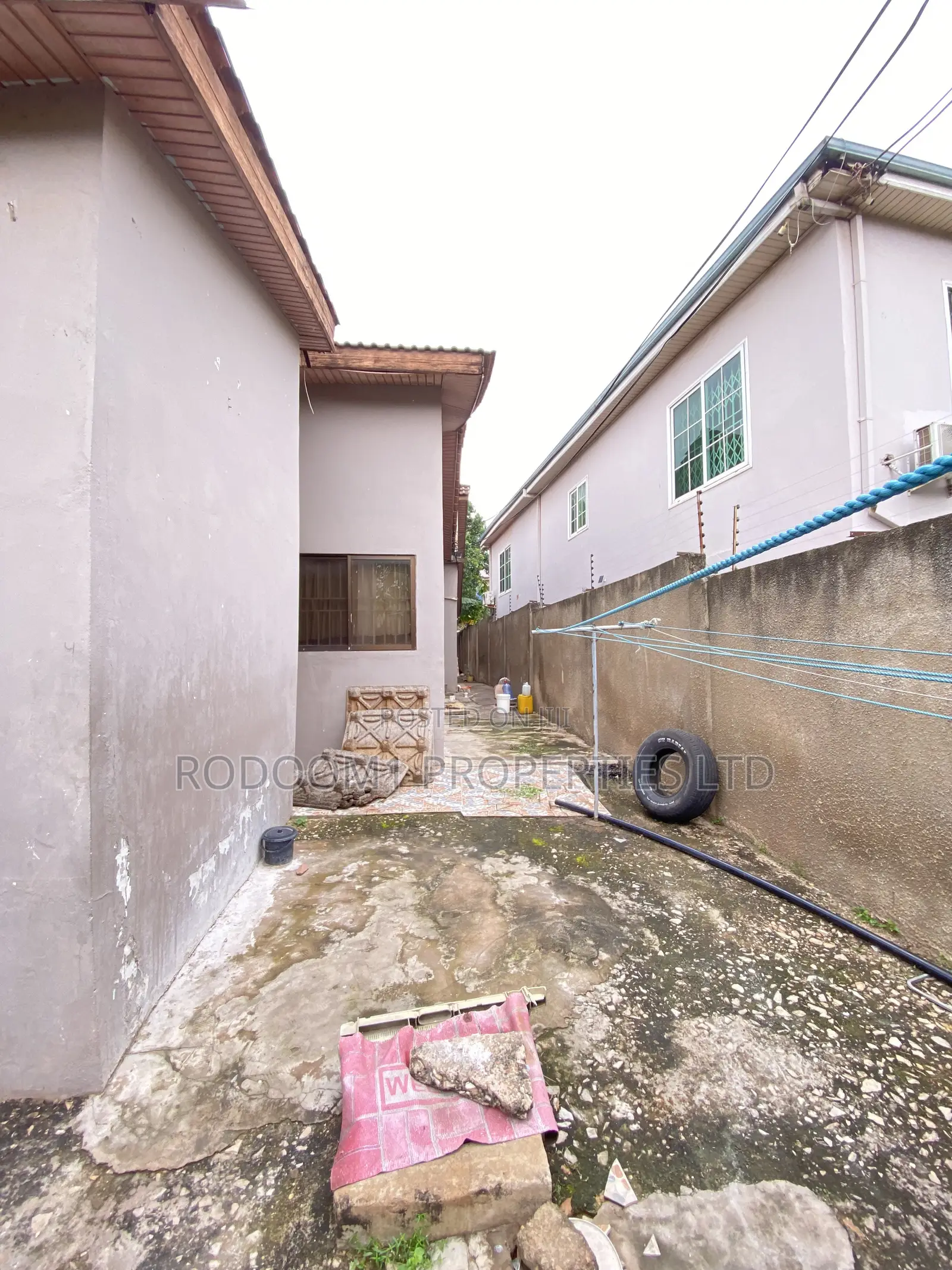 7bdrm House in Dome Paraku Estate for sale