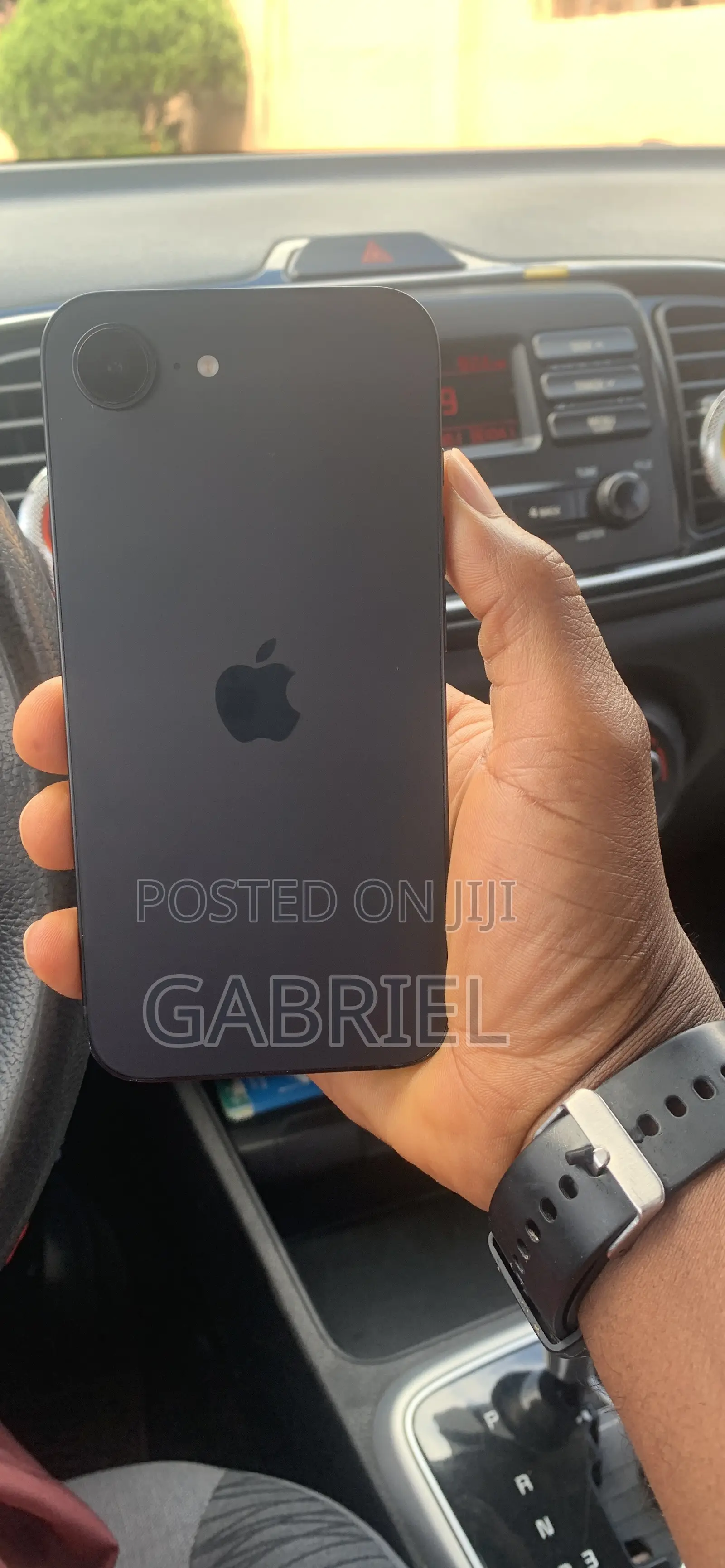 Apple iPhone 16e 128 GB Black