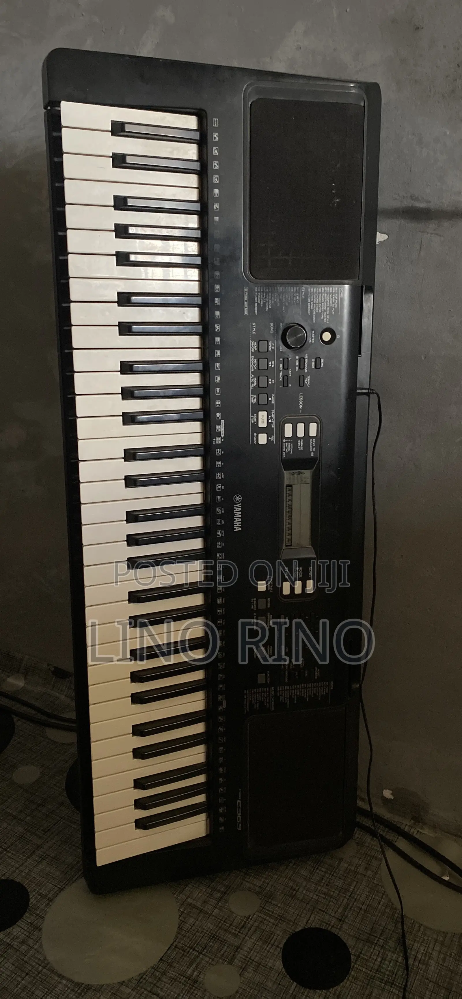 Yamaha PSR E363