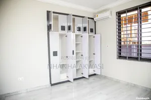 2bdrm Apartment in Lashibi Mf, Sakumono for rent