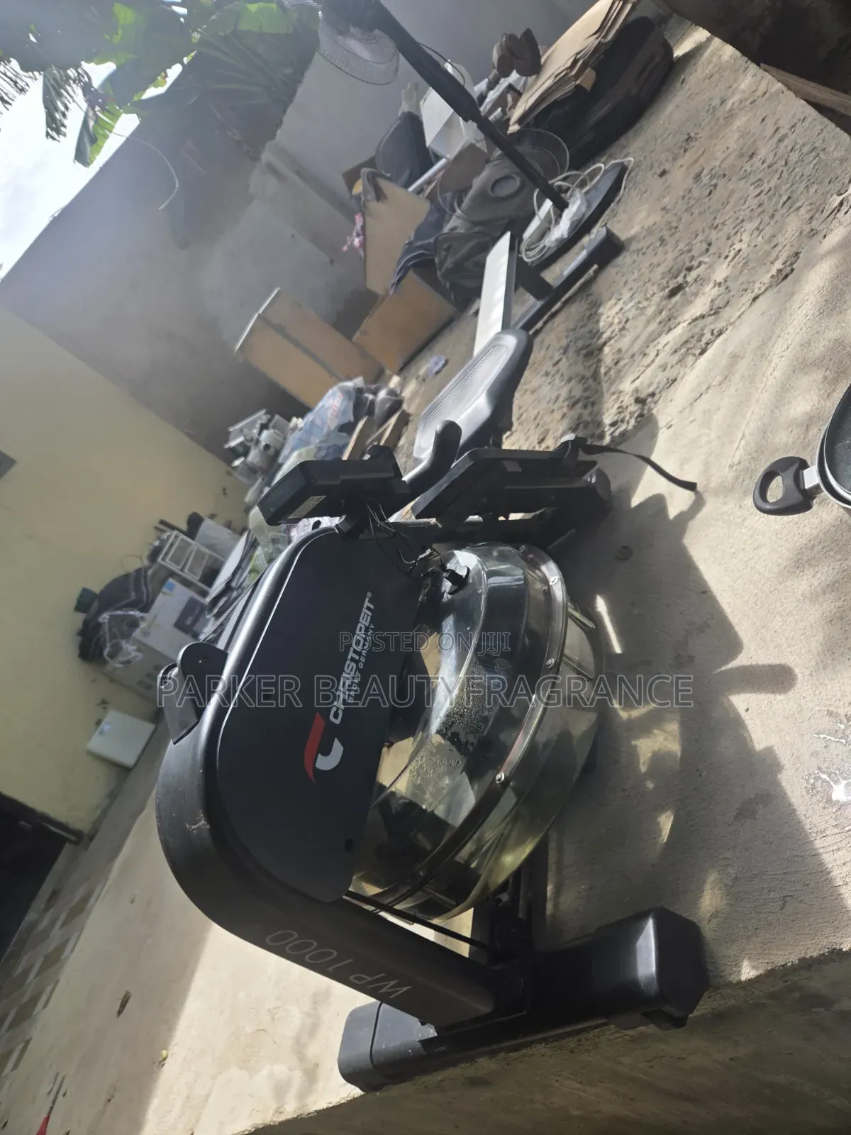 Christopeit Water Rower / Full-Body Workout Gym Equipment