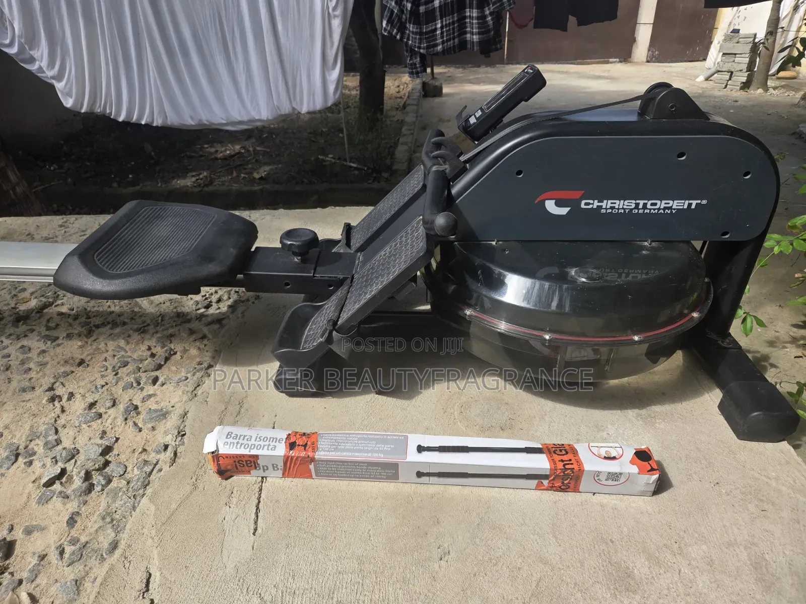 Christopeit Water Rower / Full-Body Workout Gym Equipment
