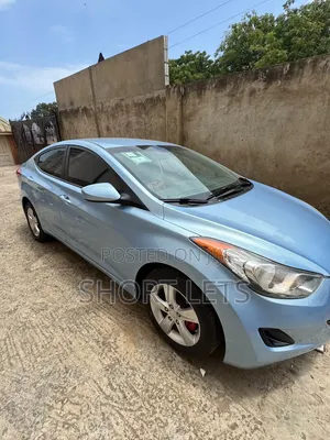 Hyundai Elantra SE 4dr Sedan (1.8L 4cyl 6M) 2014 Blue