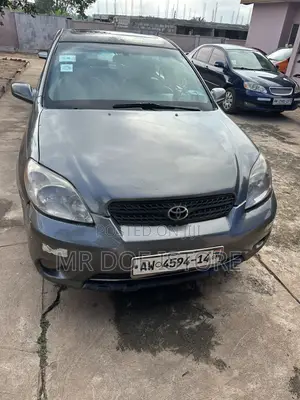 Toyota Matrix XR Hatchback FWD (1.8L 4cyl 4A) 2008 Gray