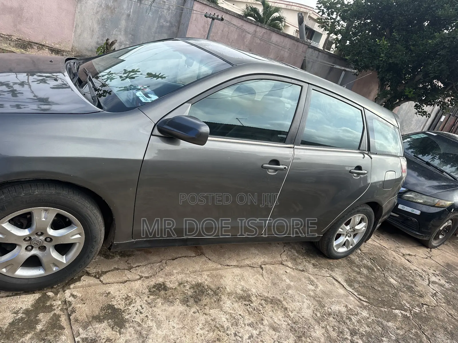 Toyota Matrix XR Hatchback FWD (1.8L 4cyl 4A) 2008 Gray