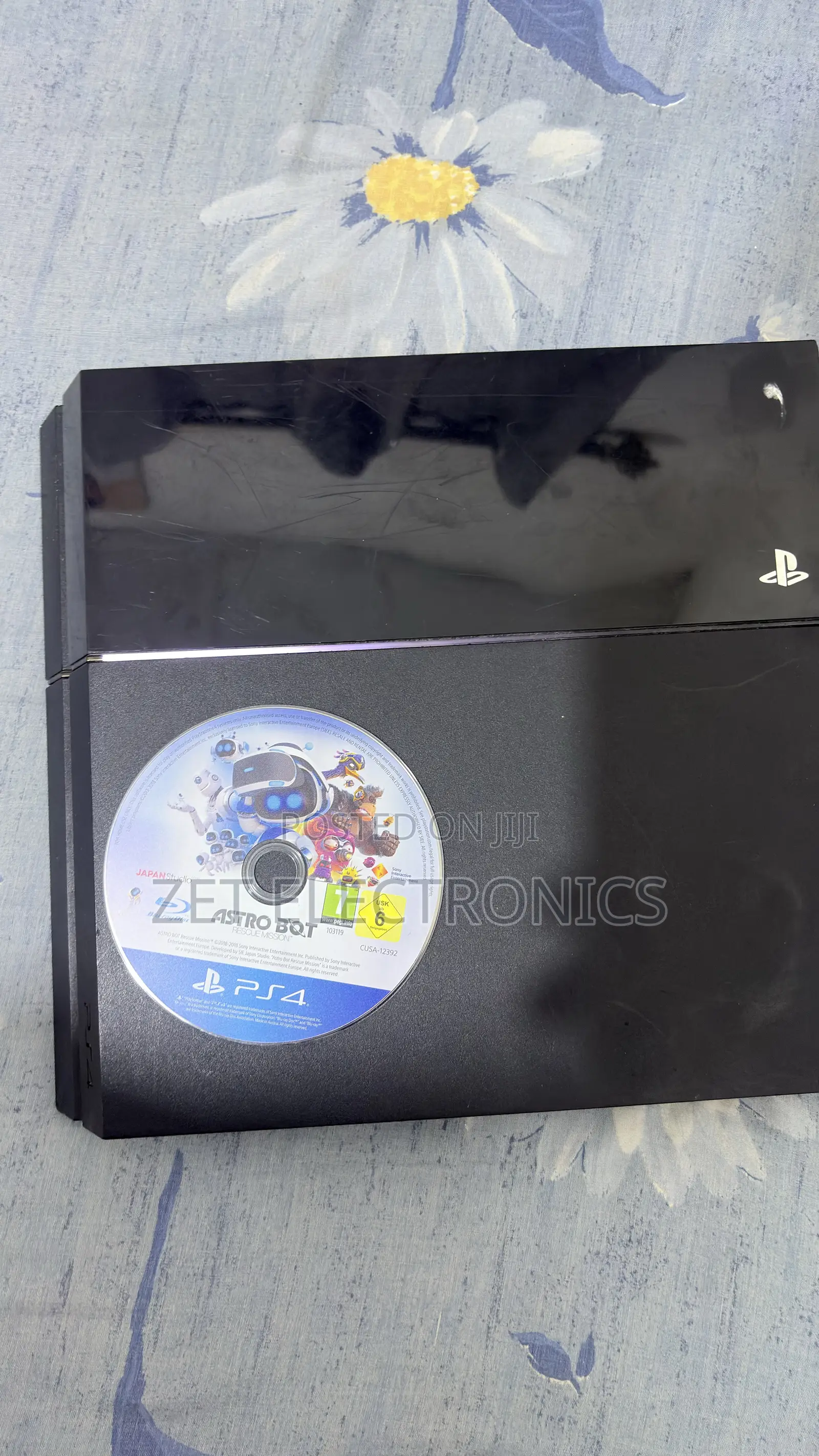 Playstation 4 Game Console Standard 500gb