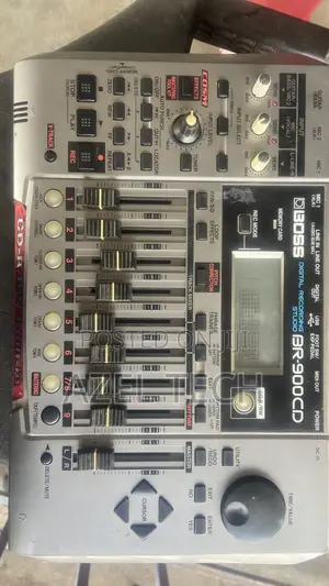 Boss Br 900cd Studio Mixer
