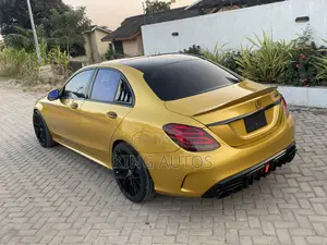 Mercedes-Benz C300 Sport 4Matic Sedan AWD (2.0L 4cyll 7A) 2016 Gold