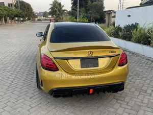 Mercedes-Benz C300 Sport 4Matic Sedan AWD (2.0L 4cyll 7A) 2016 Gold