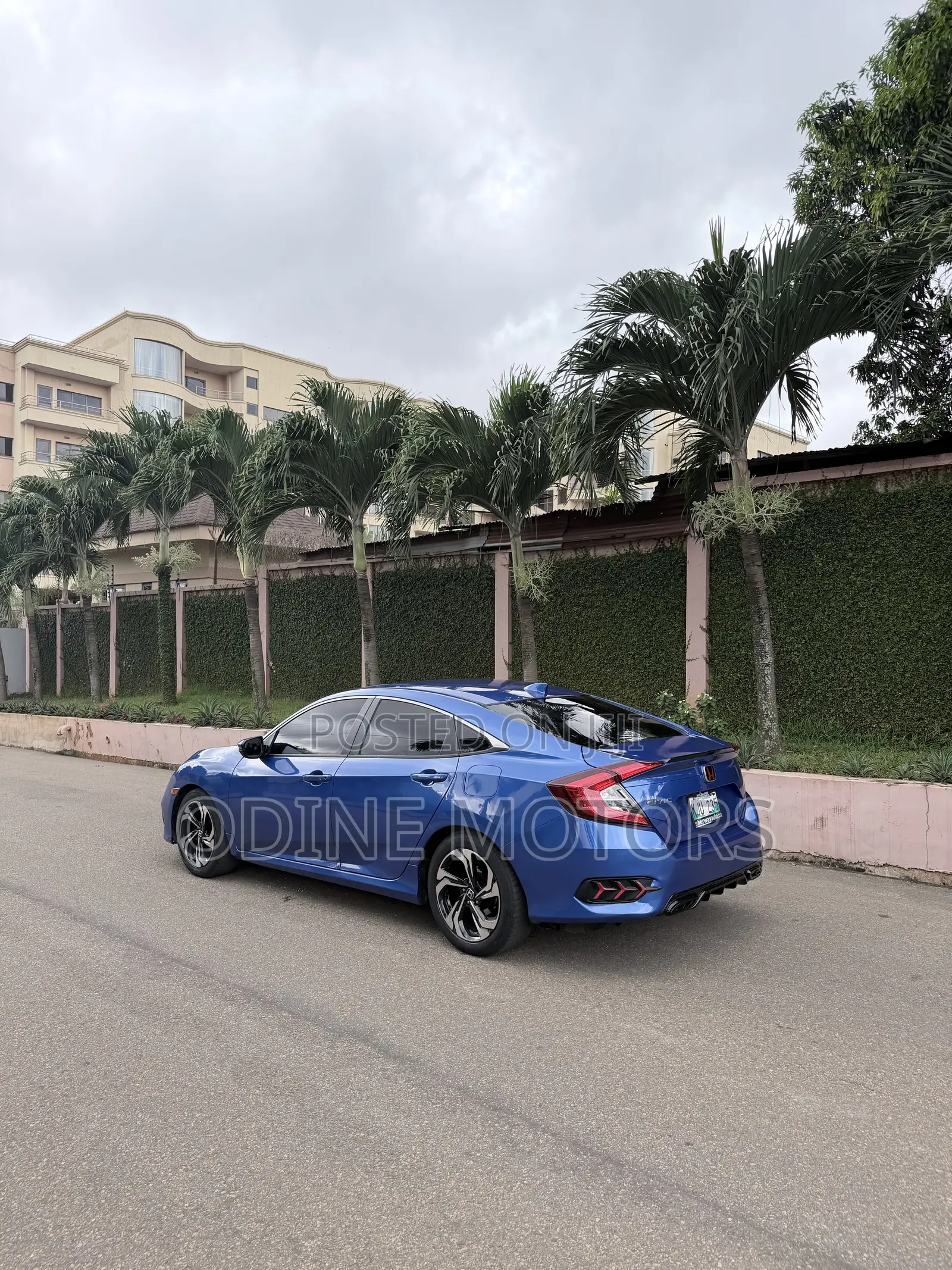 Honda Civic 2018 Blue