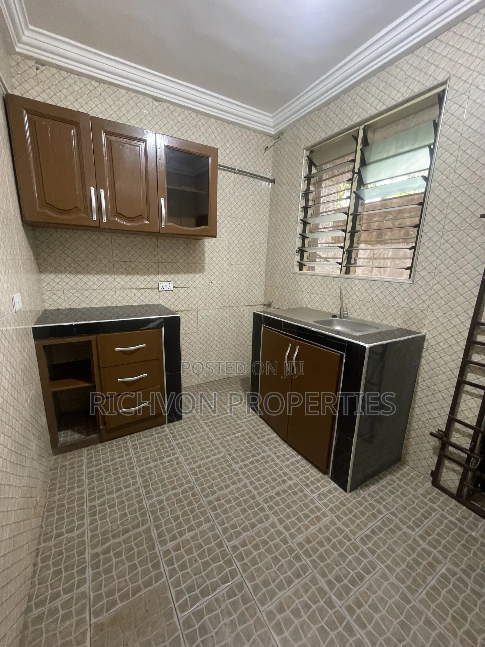 2bdrm Apartment in Richvon Properties, Baatsona Total for rent