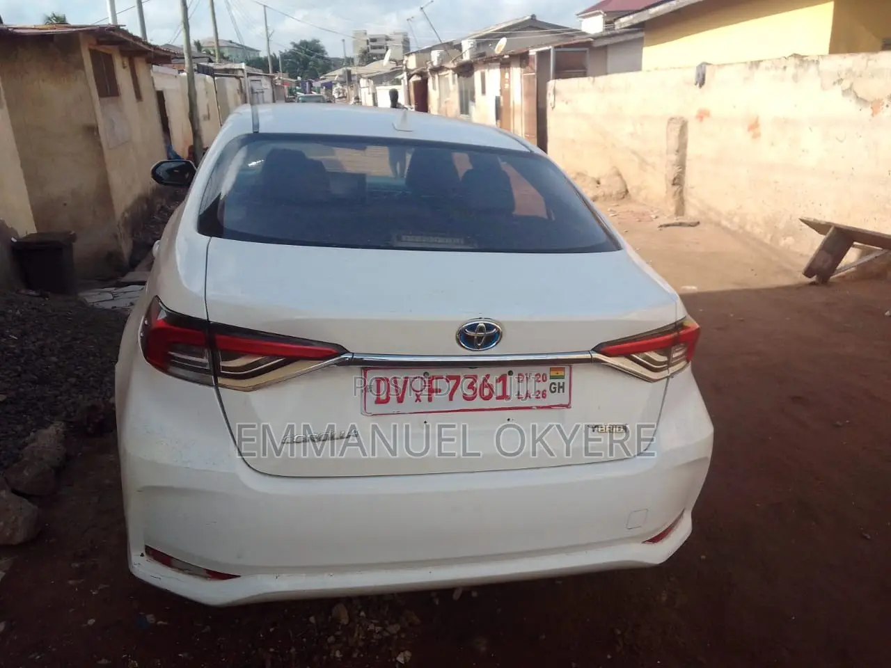 Toyota Corolla Hybrid for Rent Super Fuel Efficient in Accra- Madina