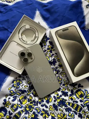 Apple iPhone 15 Pro Max 256 GB Silver