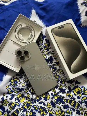 Apple iPhone 15 Pro Max 256 GB Silver