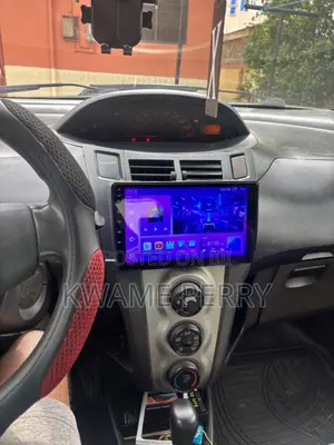 Toyota Vitz 1.0 FWD 5dr 2008 Blue