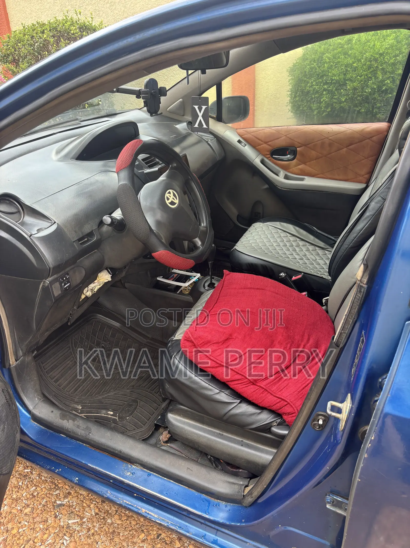 Toyota Vitz 1.0 FWD 5dr 2008 Blue