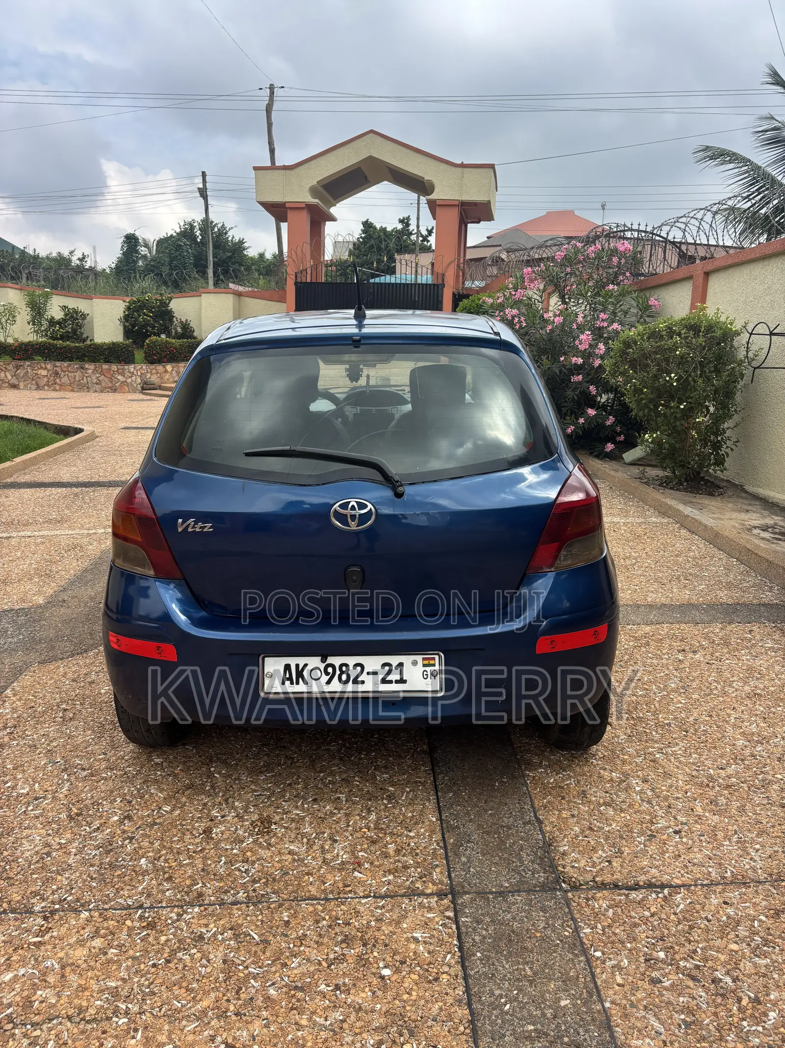Toyota Vitz 1.0 FWD 5dr 2008 Blue