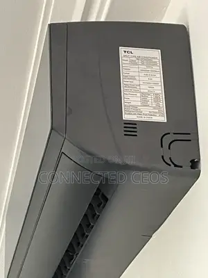2 MONTHS USED TCL 1.5HP R410a 3 Star Inverter AC (Black Mirror)