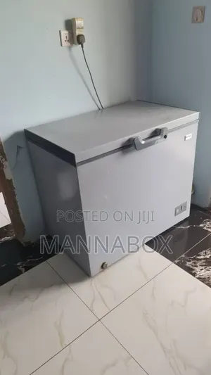 MISTUI Original Chest Freezer. 251L