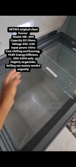 MISTUI Original Chest Freezer. 251L
