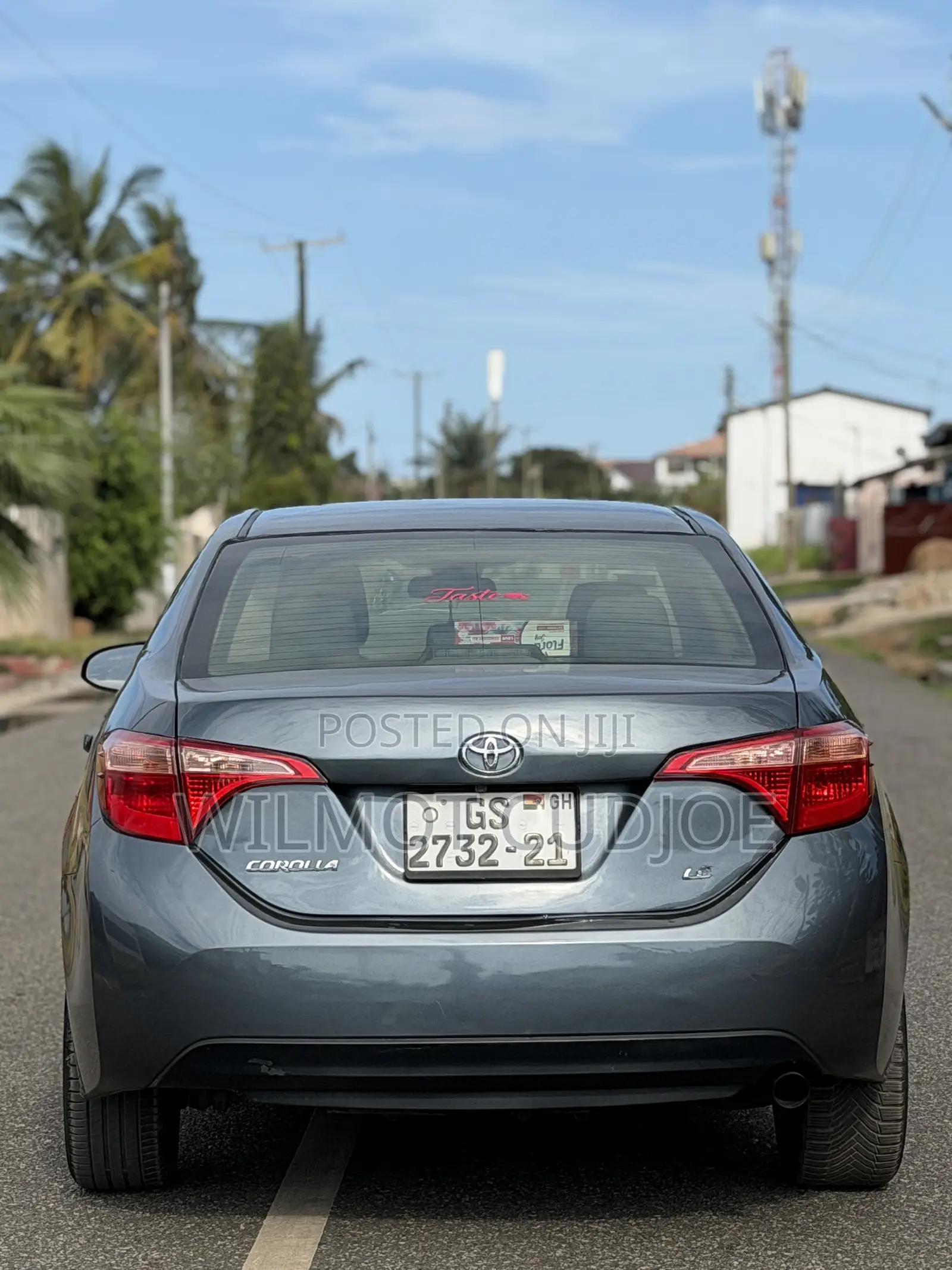 Toyota Corolla LE 4dr Sedan (1.8L 4cyl CVT) 2017 Gray