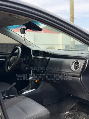 Toyota Corolla LE 4dr Sedan (1.8L 4cyl CVT) 2017 Gray