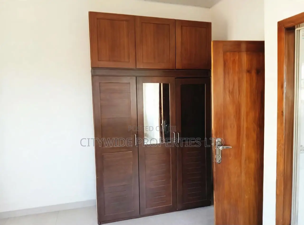 4bdrm House in Baatsona Total for rent