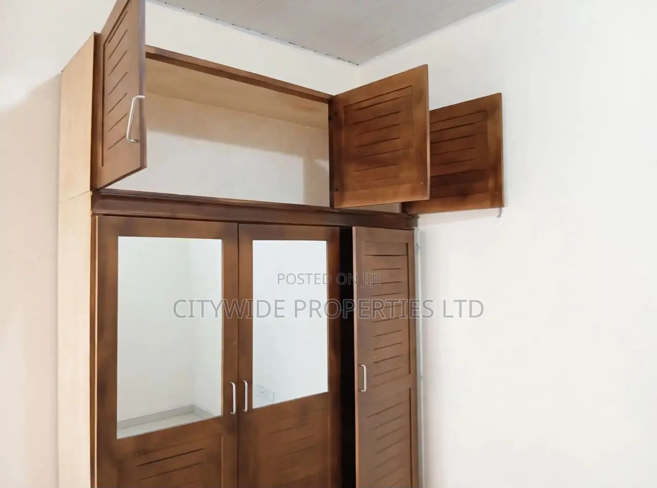 4bdrm House in Baatsona Total for rent