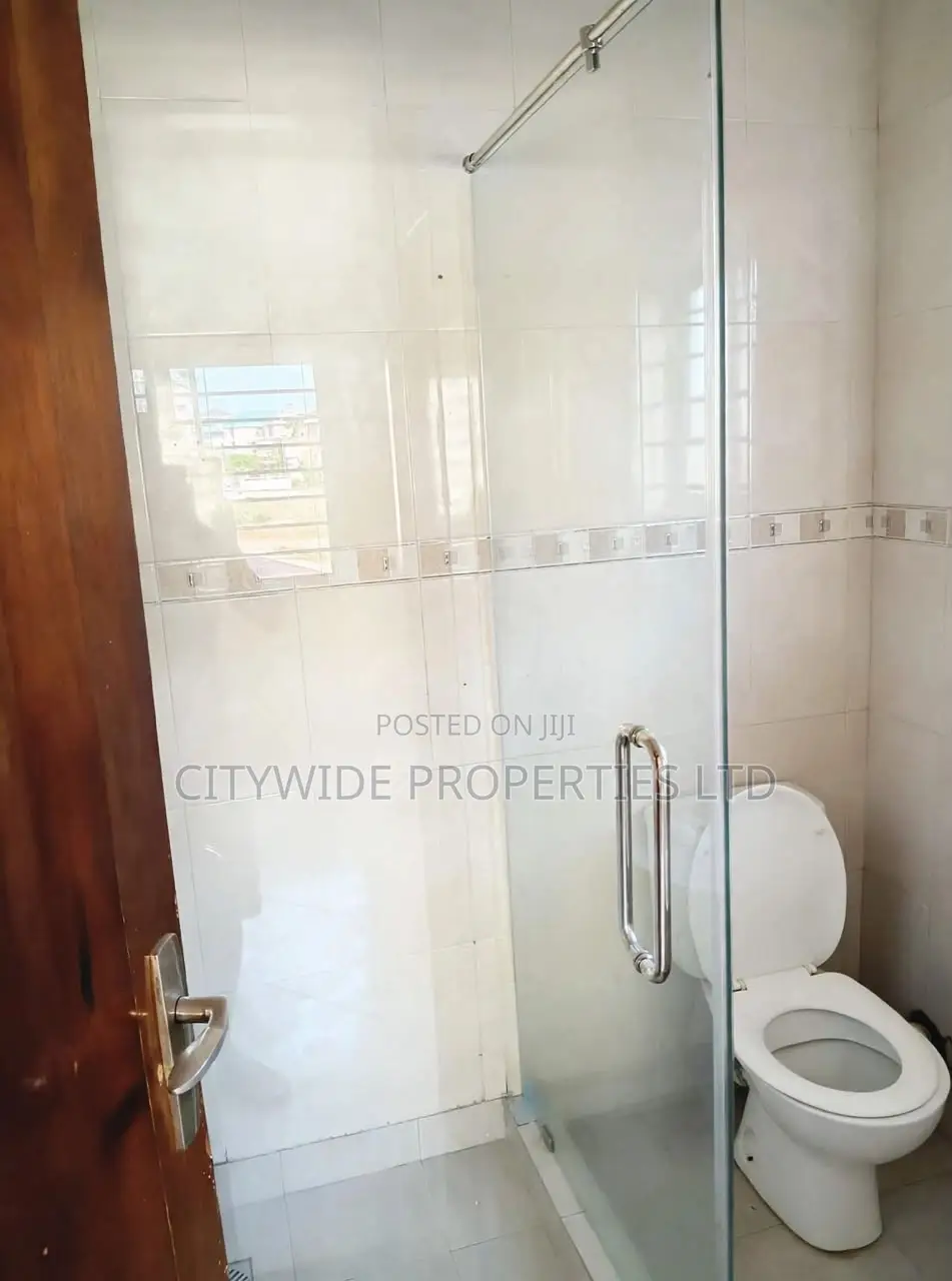 4bdrm House in Baatsona Total for rent