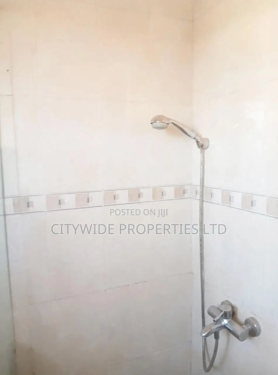 4bdrm House in Baatsona Total for rent
