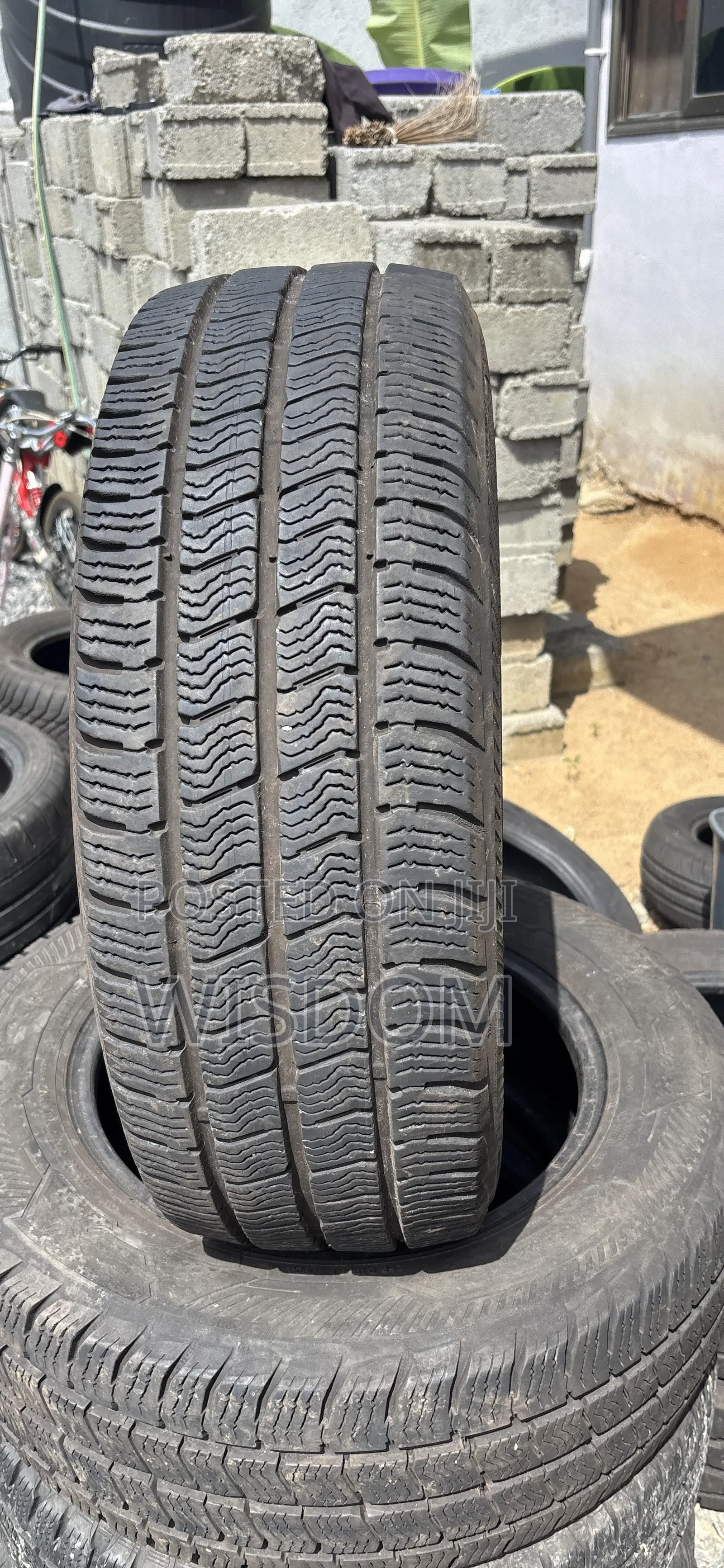 215/65r16c Snovanis
